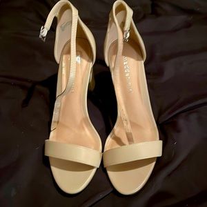 Steve Madden nude heels